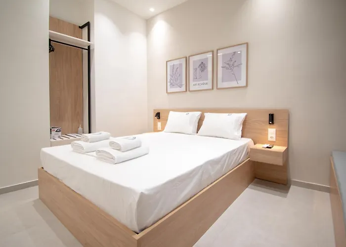 Haven Calm And Bright * Salonic